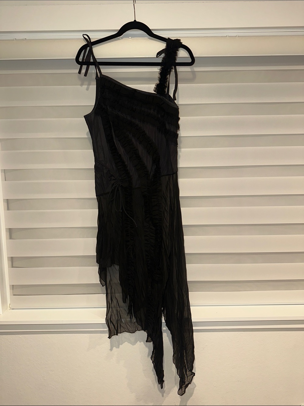Black Asymmetrical One-Shoulder Long Blouse